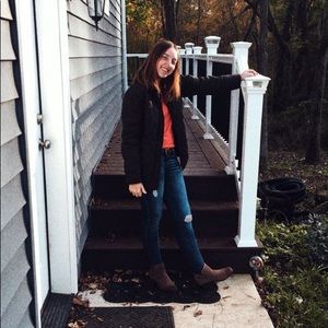 Meet your Posher, Anna